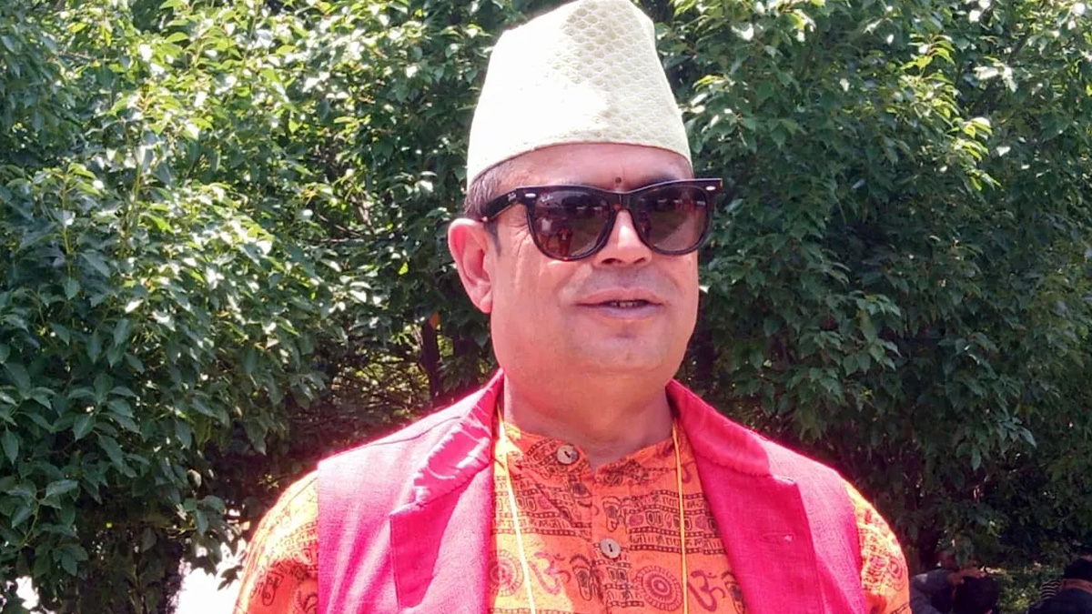 काठमाडौं महानगर-१६ का वडाध्यक्ष रिजाललाई स्पष्टीकरण